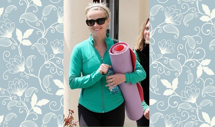 Celebridades que praticam yoga: REESE WITHERSPOON