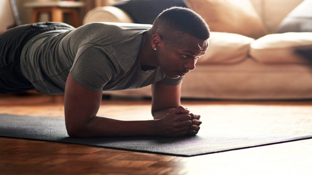 Exercícios rápidos e eficientes para praticar em casa