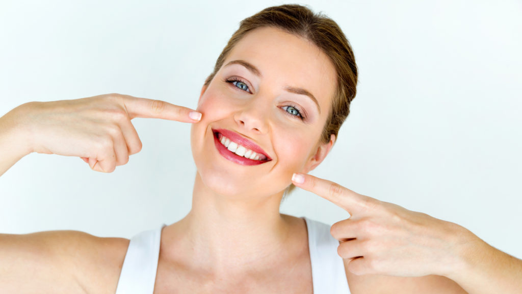 Evite essas 4 coisas para manter os dentes saudáveis
