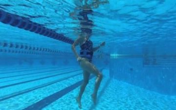 Correr dentro da piscina melhora a técnica e o desempenho