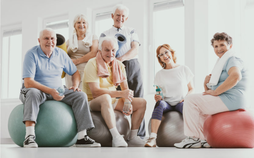 Exercícios para idosos: 5 movimentos simples de fazê-los em casa