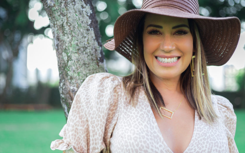 Solange Frazão elogia musas fitness e quer eliminar a negatividade