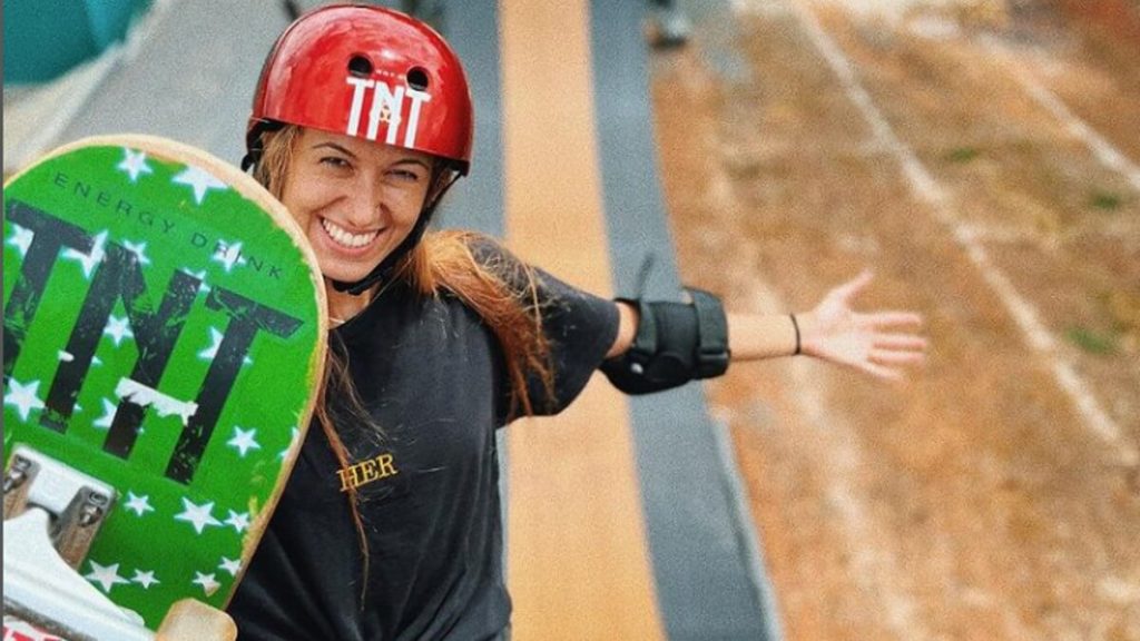 Dora Varella se torna a primeira mulher a dropar a MegaPark nacional e internacional