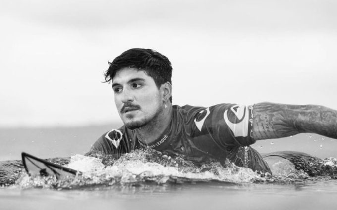 Lesões no surf: fisioterapeuta explica lesão sofrida por Gabriel Medina