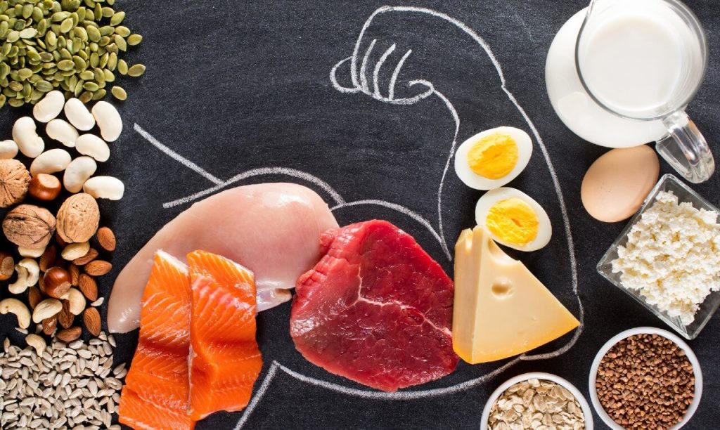 Anabolizante natural: nutricionista revela alimentos com efeitos anabólicos