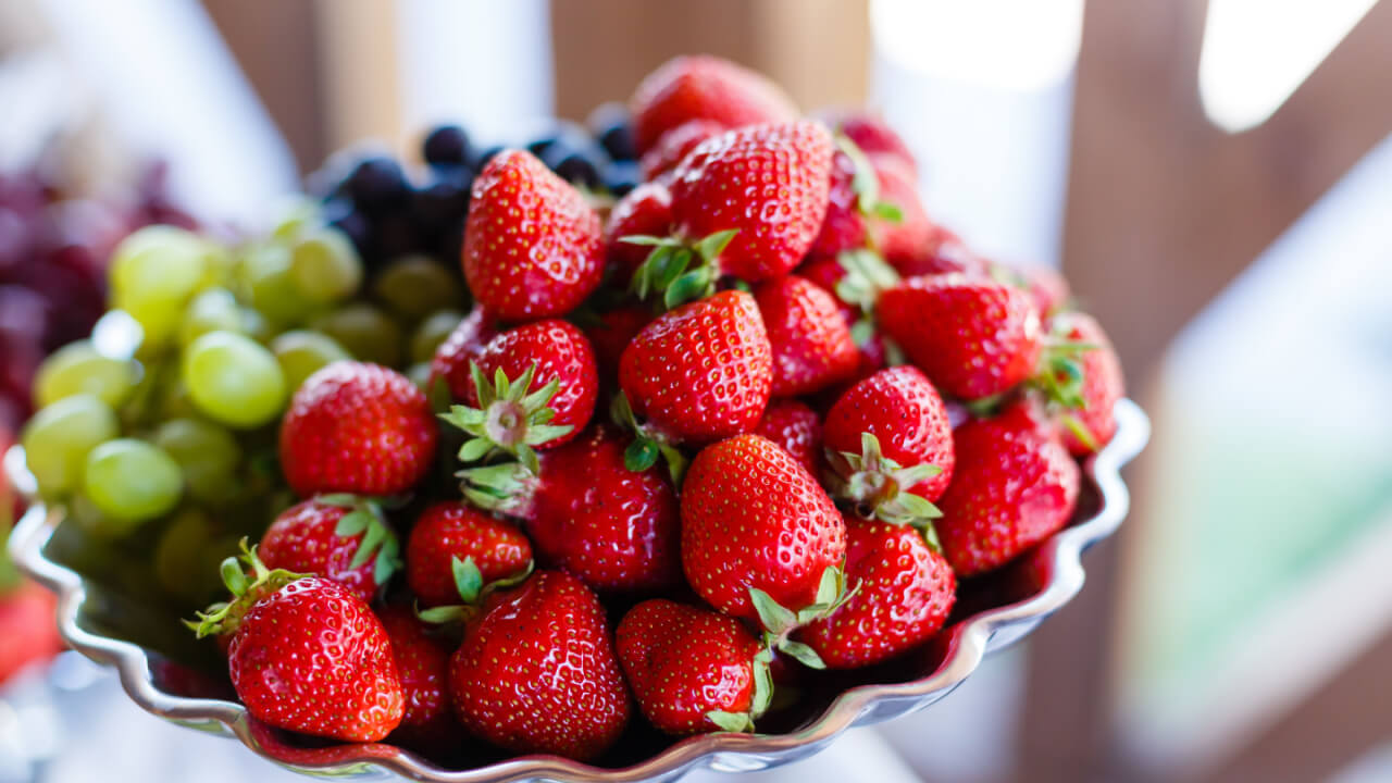 Frutas ajudam na prevenção do Alzheimer