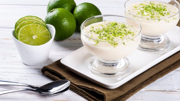 Mousse de limão proteico cremoso