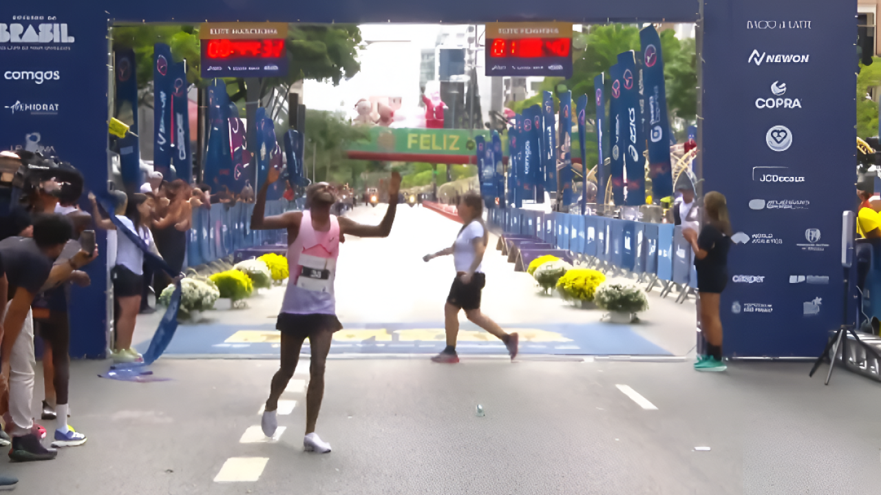 Sprint garante vitória de Gizachew na São Silvestre 2025