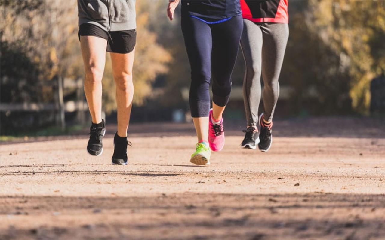 Variar os treinos de corrida ajuda a evoluir no ritmo e manter a motivação