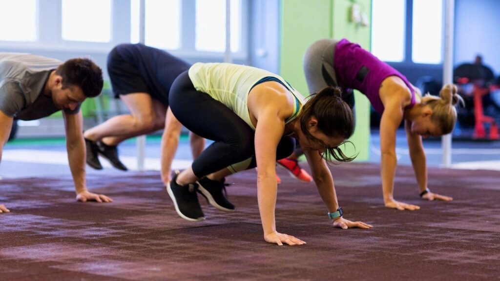 Além do peso: 9 motivos para treinar e não desistir dos exercícios
