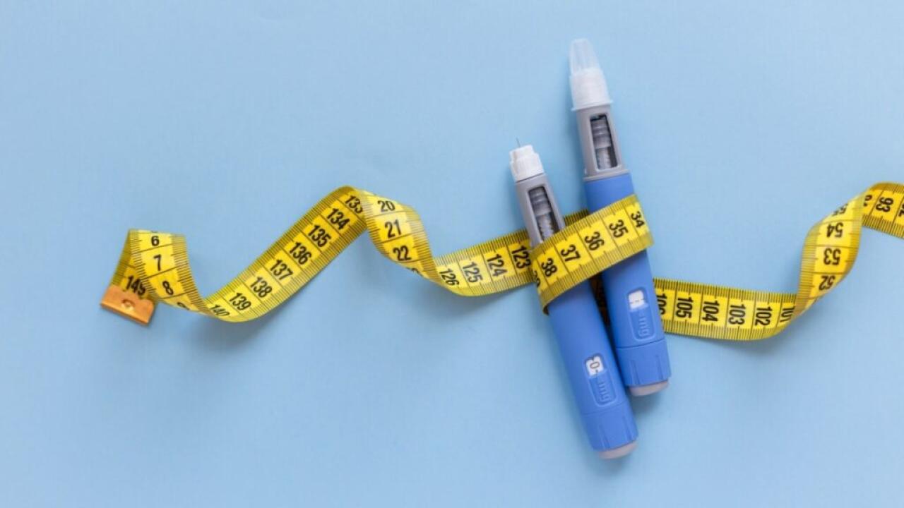 Mounjaro e Ozempic são usados no tratamento do diabetes tipo 2 e têm efeitos na perda de peso