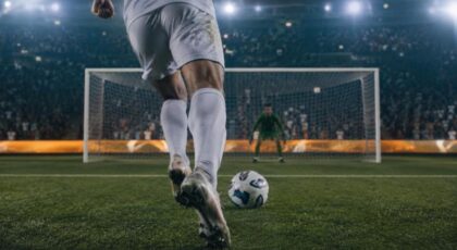 Creatina, whey protein, cafeína e isotônicos fazem parte da estratégia nutricional de muitos jogadores de futebo