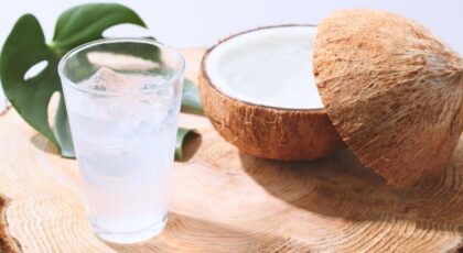 Água de coco: 4 motivos para atletas apostarem na bebida