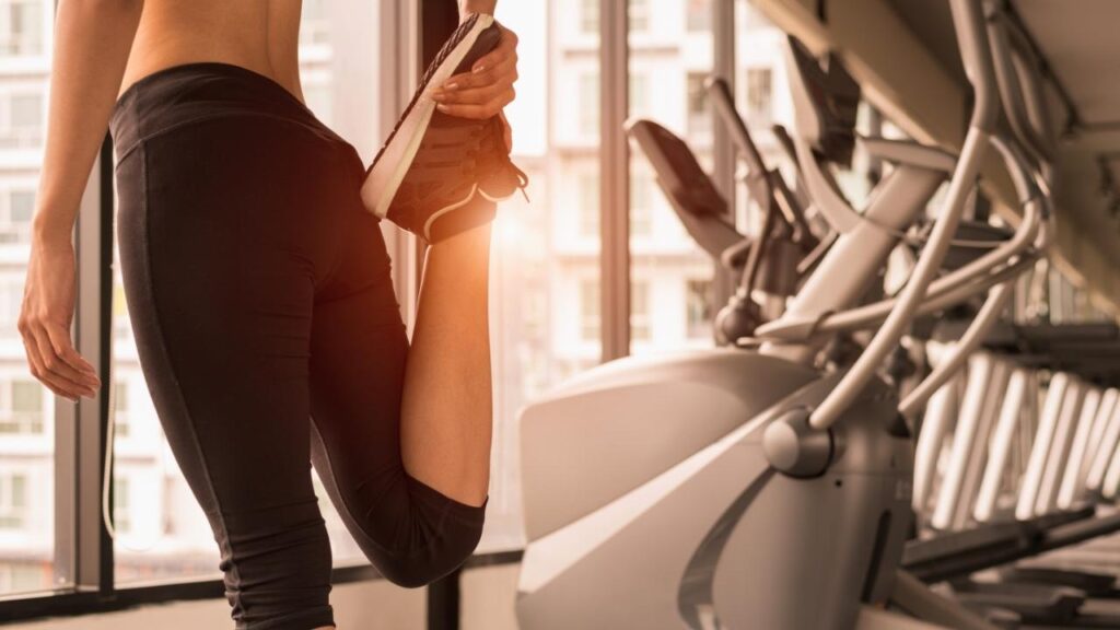 Alongamento pós-treino ajuda na recuperação? Veja a resposta