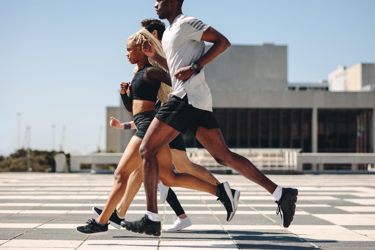 ASICS apresenta o NOVABLAST 6 com novas tecnologias, pré-venda exclusiva e lançamento oficial no Brasil