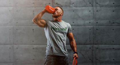 Consumo adequado de proteína varia conforme o tipo de exercício e o peso de cada pessoa