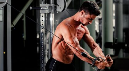 Treinar diariamente pode funcionar; mas há um erro que pesa no corpo