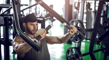 Treinos muito longos e sem recuperação adequada podem favorecer o overtraining e reduzir o rendimento
