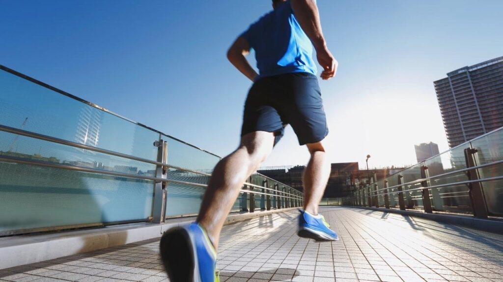 Recuperação também é treino: entenda como o descanso evita o overtraining