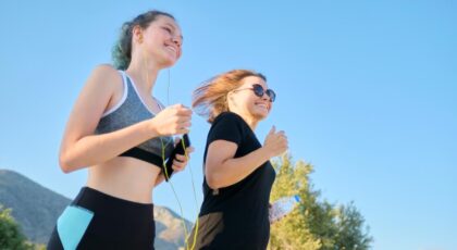 Corrida em grupo: mulheres dizem se sentir mais seguras quando correm juntas
