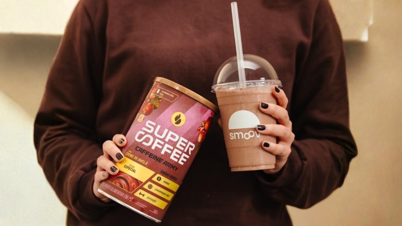 SuperCoffee e Smoov lançam bebida proteica sabor Creme de Avelã